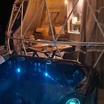 Glamping Boutique Роскошный шатер Агрос