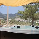Роскошный шатер Glamping Boutique Агрос