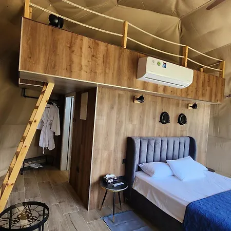 Luxury tent Glamping Boutique